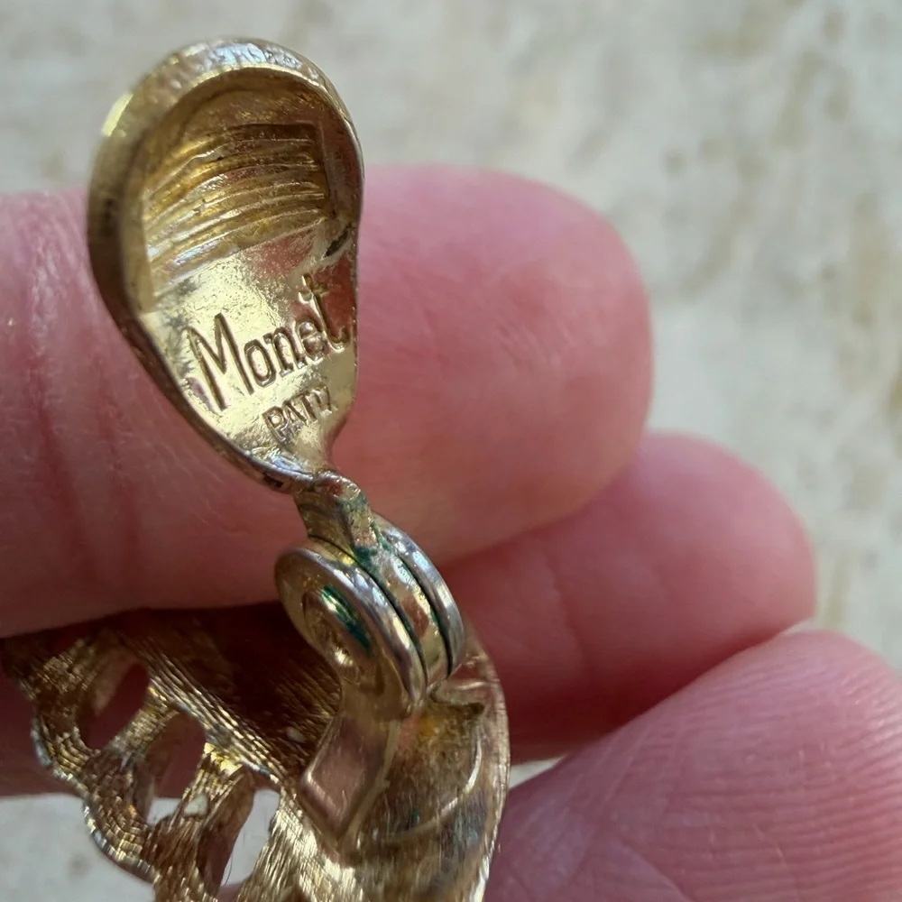 Vintage Monet Gold Tone Clip-On Leaf/Feather Earrings • Statement Jewelry